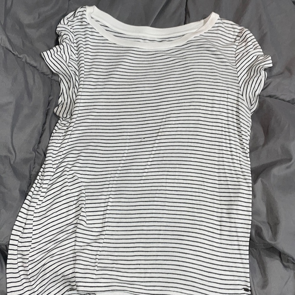 American Eagle White and Black Striped T-Shirt